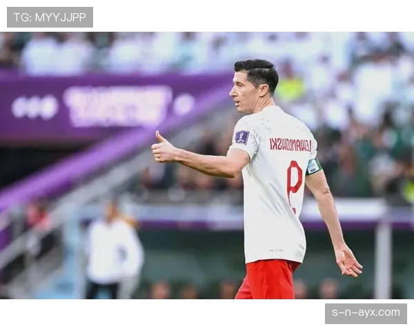 莱万正式卸任波兰队长 新领袖接过袖标开启新时代