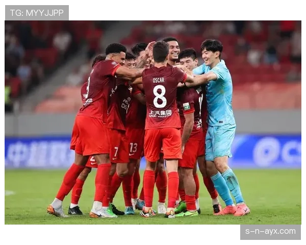 上海海港火力全开！精彩进球集锦彰显强大攻击力，表现亮眼引球迷期待