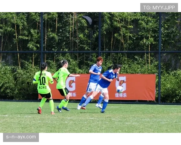 顶级联赛积分榜激战正酣，强队角力战绩深度解析